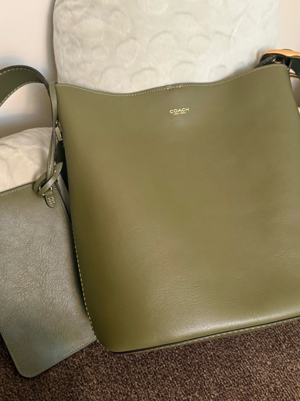 Coach Olive Green Bleecker Leather Bucket Bag EUC - Picture 4 of 9
